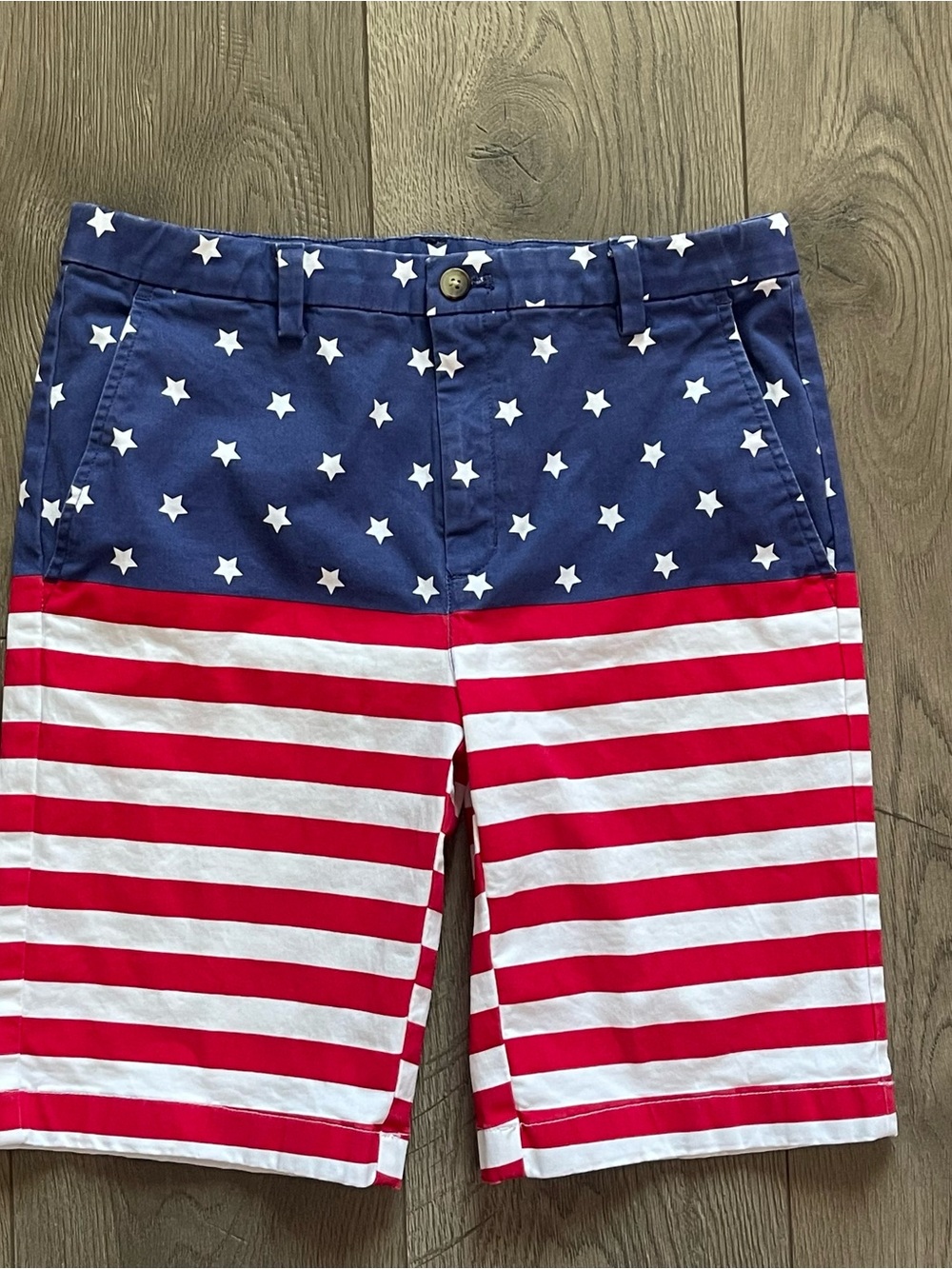 Vineyard Vines American Flag Stars Stripes Patriotic Boys 16 Breaker Shorts